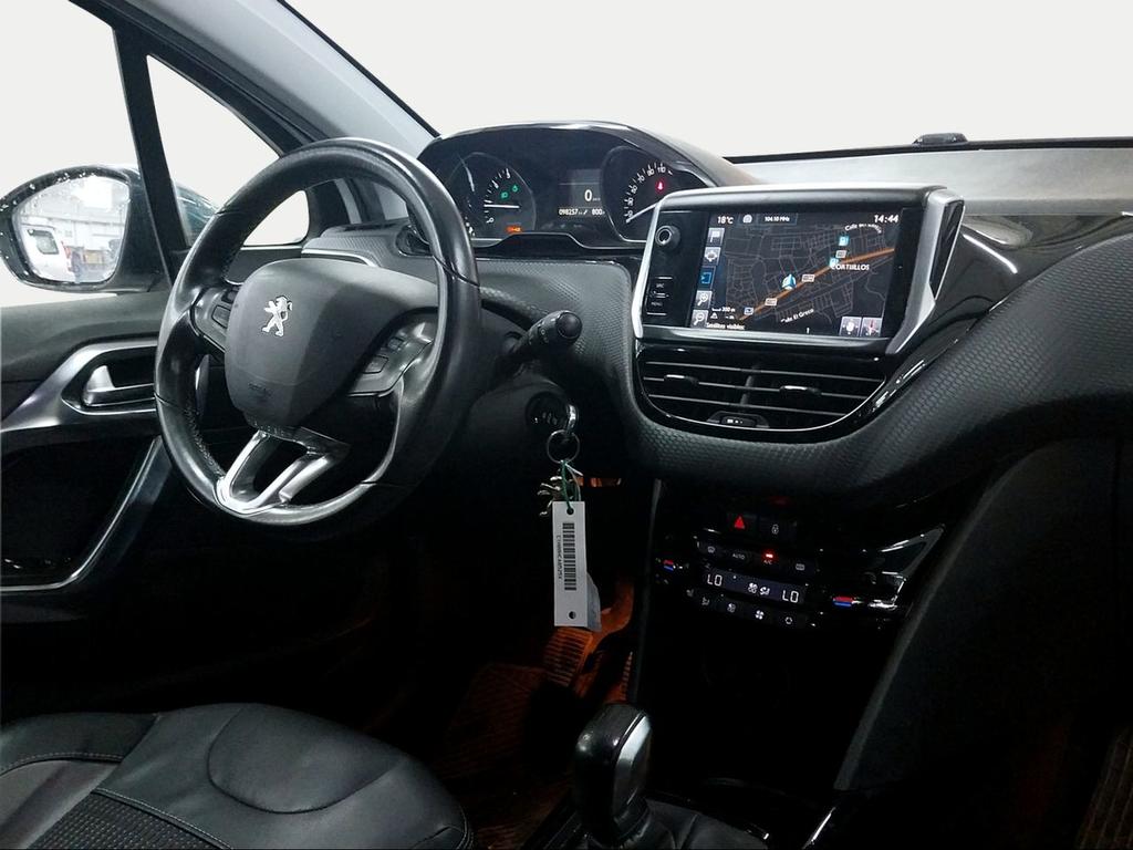 Peugeot 2008 Allure 1.2 PureTech 110 S&S - Foto 315