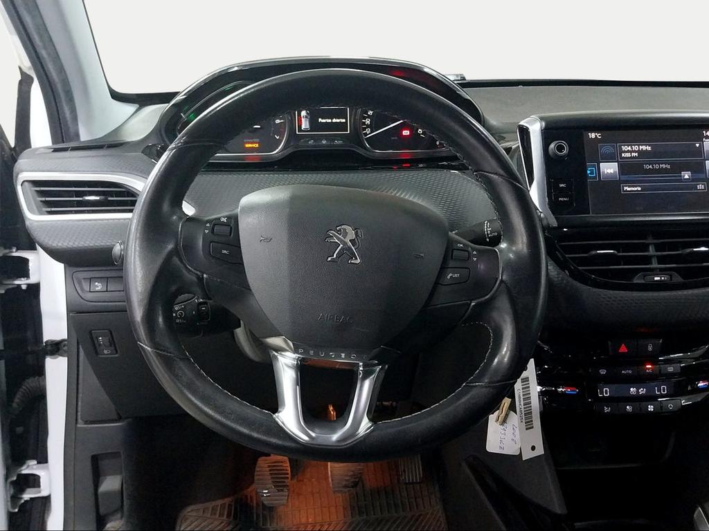 Peugeot 2008 Allure 1.2 PureTech 110 S&S - Foto 314