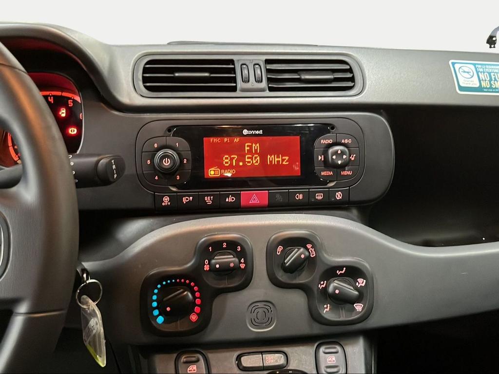 Fiat Panda City Life Hybrid 1.0 Gse 51kw (70CV) - Foto 414