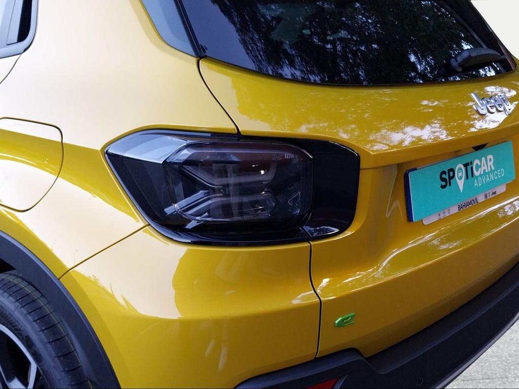Jeep Avenger 1.2 eHybrid 74kW (100CV) Summit - Foto 513