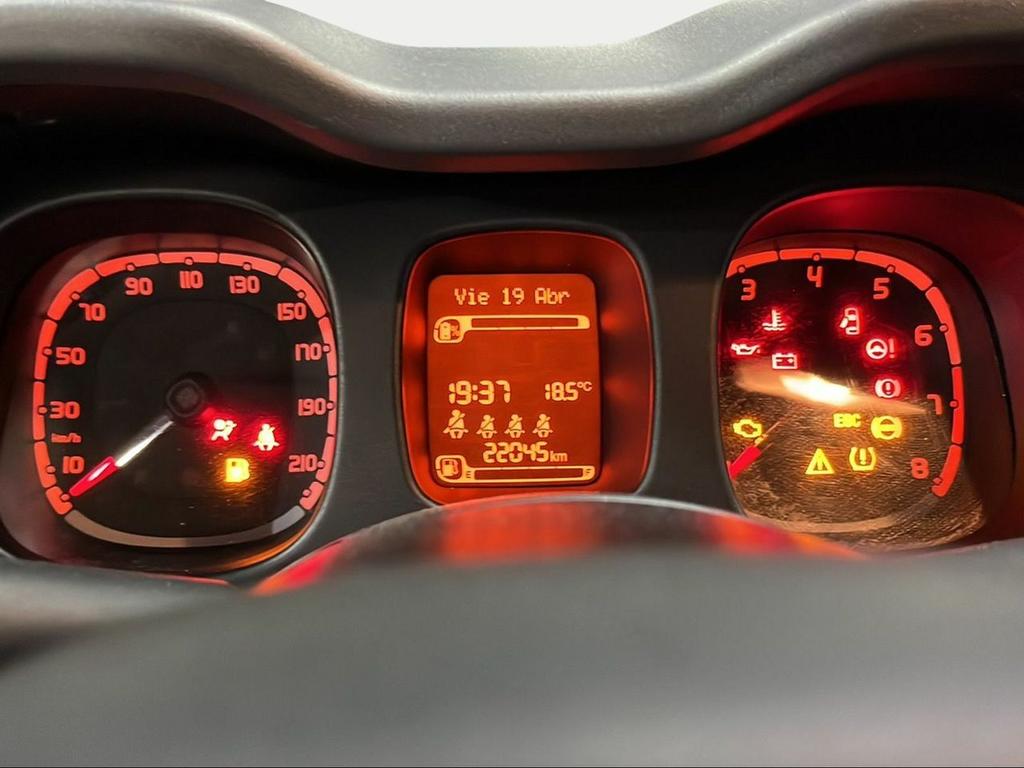 Fiat Panda City Life Hybrid 1.0 Gse 51kw (70CV) - Foto 187