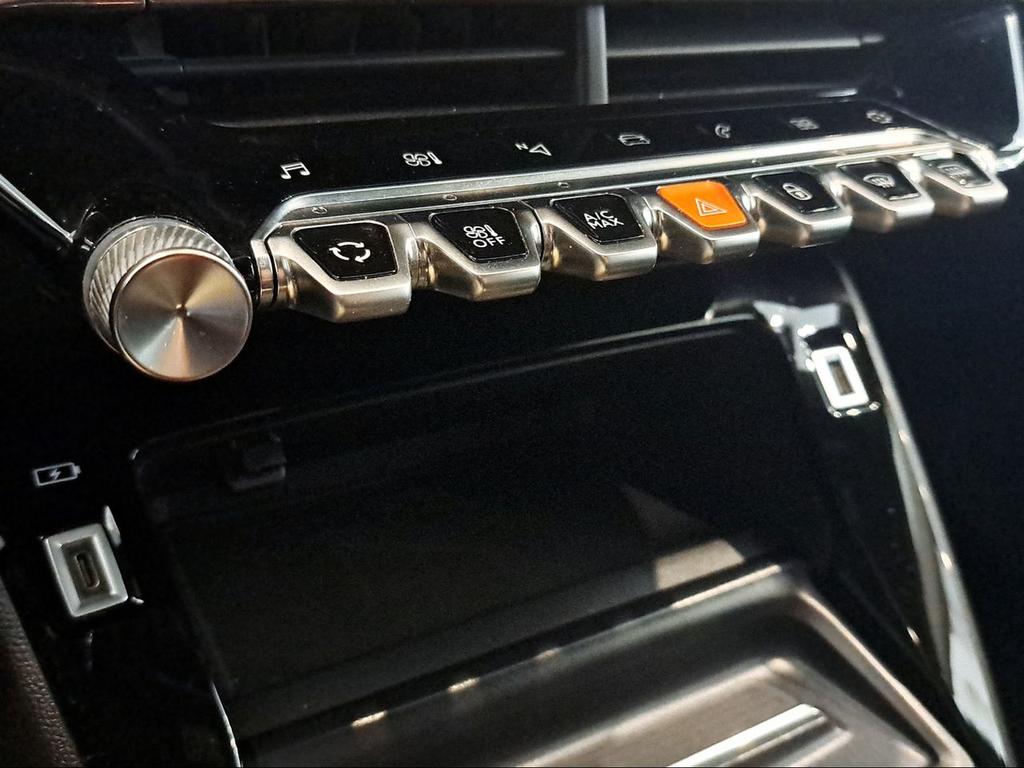 Peugeot 2008 GT Puretech 130 S&S BVM6 - Foto 451