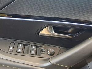 Peugeot 2008 GT Puretech 130 S&S BVM6