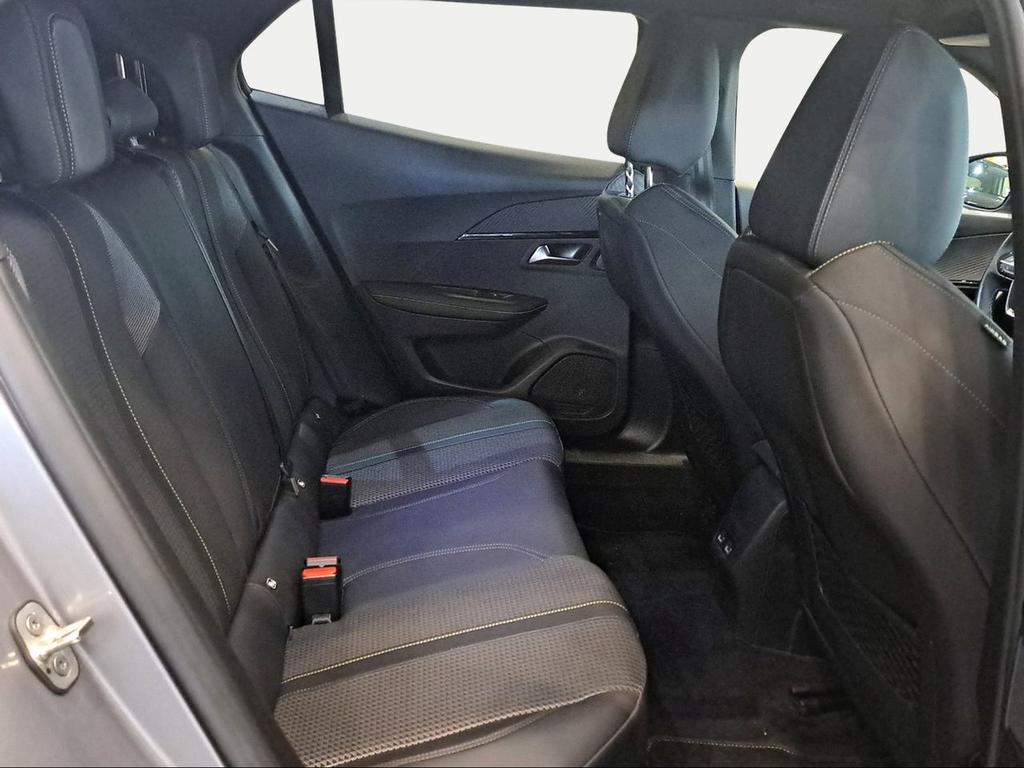 Peugeot 2008 GT Puretech 130 S&S BVM6 - Foto 443