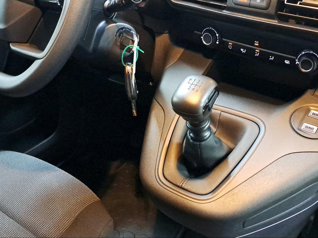 Fiat Doblò 1.5 75kW (100CV) diésel MT6 Talla M - Foto 406