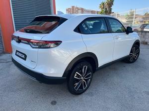 Honda HR-V 1.5 i-MMD Elegance 4x2