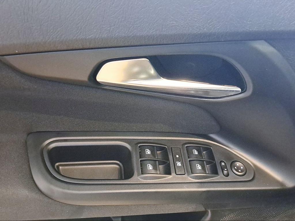 Fiat Tipo HB Diesel 1.6 97kW (130CV) manual Monotrim - Foto 432