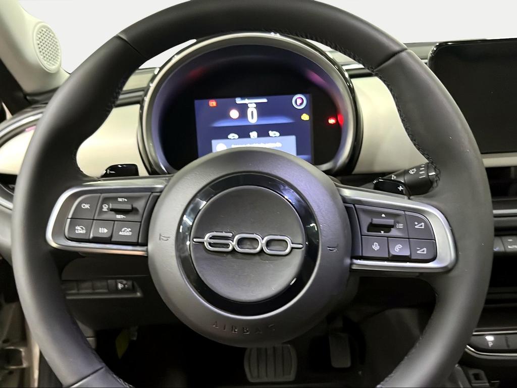 Fiat 600 600 MHEV La prima 1.2 74kW (100CV) DDCT - Foto 461