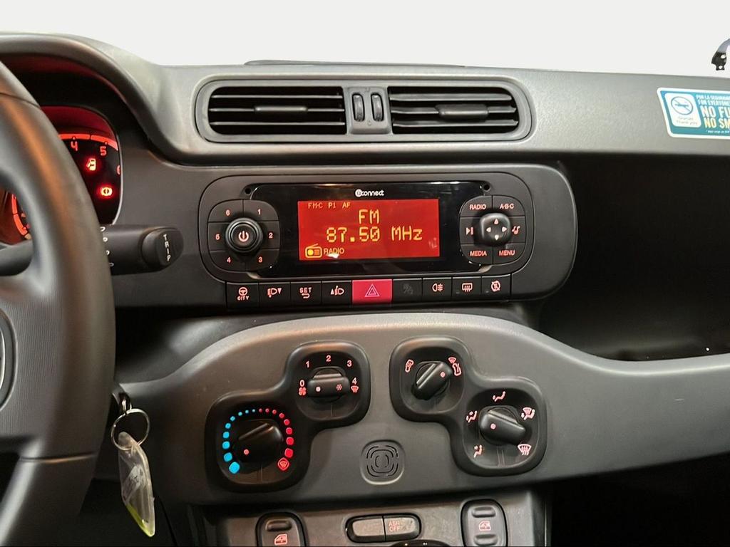 Fiat Panda City Life Hybrid 1.0 Gse 51kw (70CV) - Foto 410
