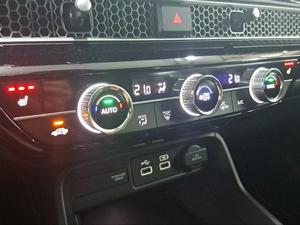 Honda Civic 2.0 i-MMD Elegance CVT