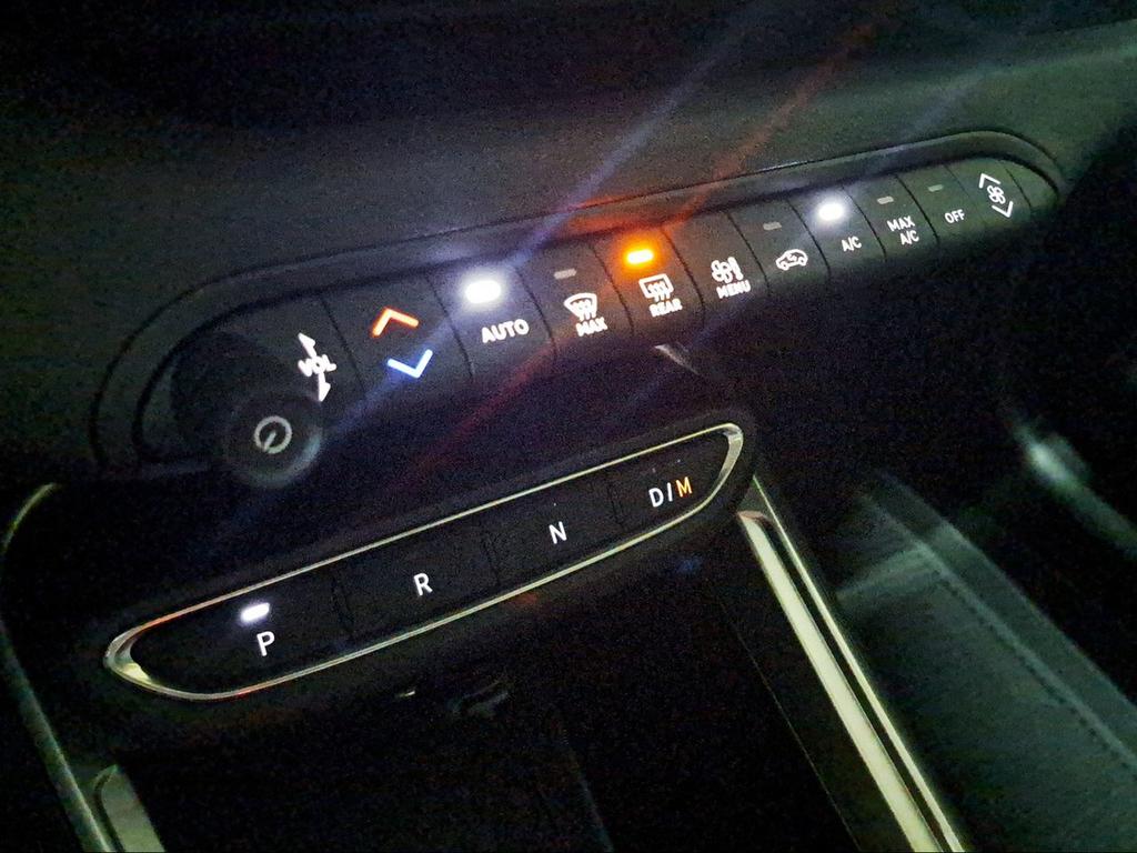 Jeep Avenger 1.2 eHybrid 74kW (100CV) Altitude - Foto 480