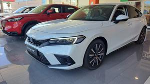 Honda Civic 2.0 i-MMD Elegance CVT