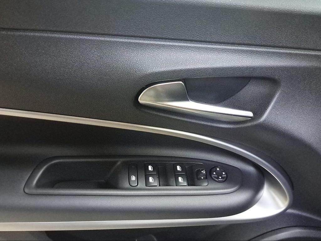 Jeep Avenger 1.2 eHybrid 74kW (100CV) Summit - Foto 506