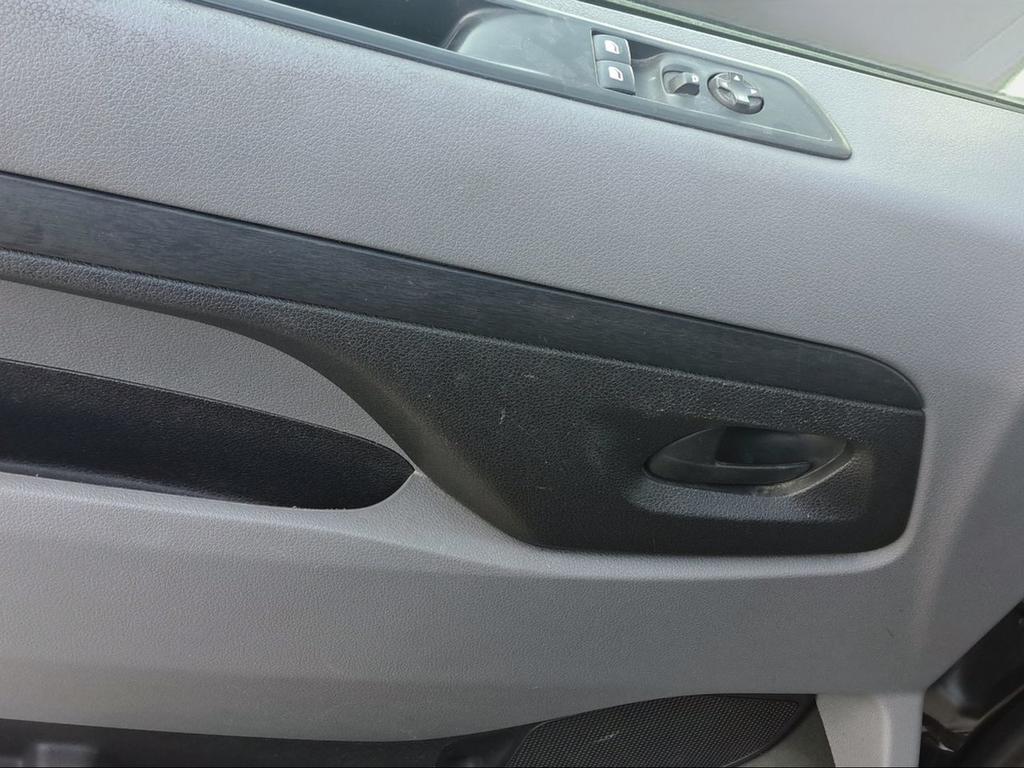 Opel Vivaro Opel Vivaro FURGON M EXPRESS 120 CV S&S MT6 - Foto 430