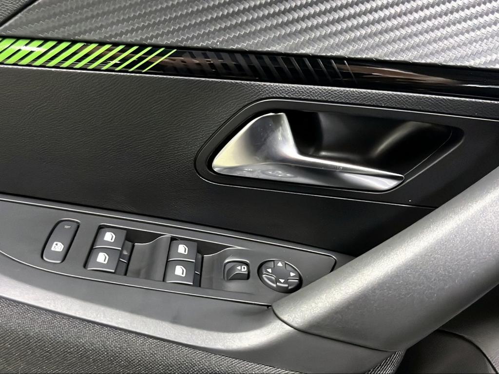 Peugeot 2008 Active Puretech 100 S&S 6 Vel. MAN - Foto 439