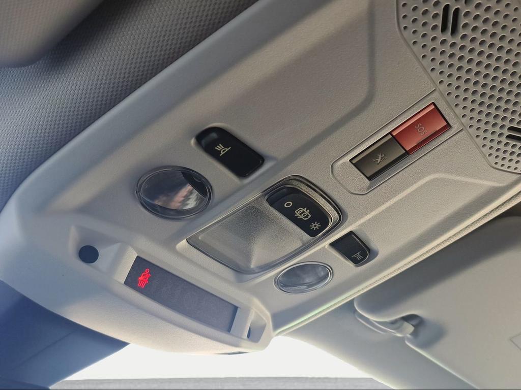 Peugeot 2008 Allure Puretech 100 S&S BVM6 - Foto 482