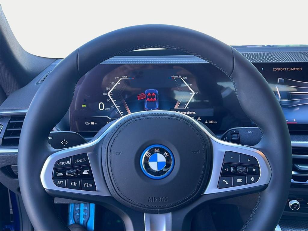 BMW i4 eDrive40 - Foto 136