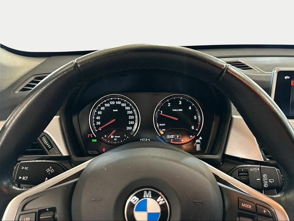 BMW X1 sDrive18d - Foto 62