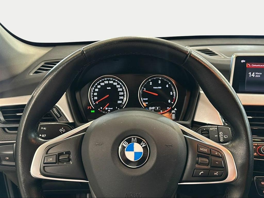 BMW X1 sDrive18d - Foto 61