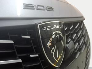 Peugeot 208 Allure Gasolina 100 S&S 6 Vel. MAN