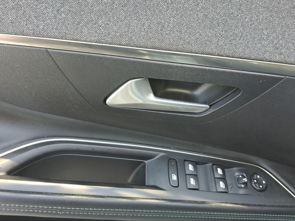 Peugeot 3008 1.2 PureTech 96KW S&S Allure Pack EAT8 - Foto 334
