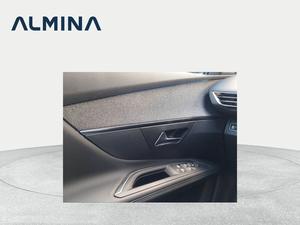 Peugeot 3008 225 e-EAT8 Allure Pack