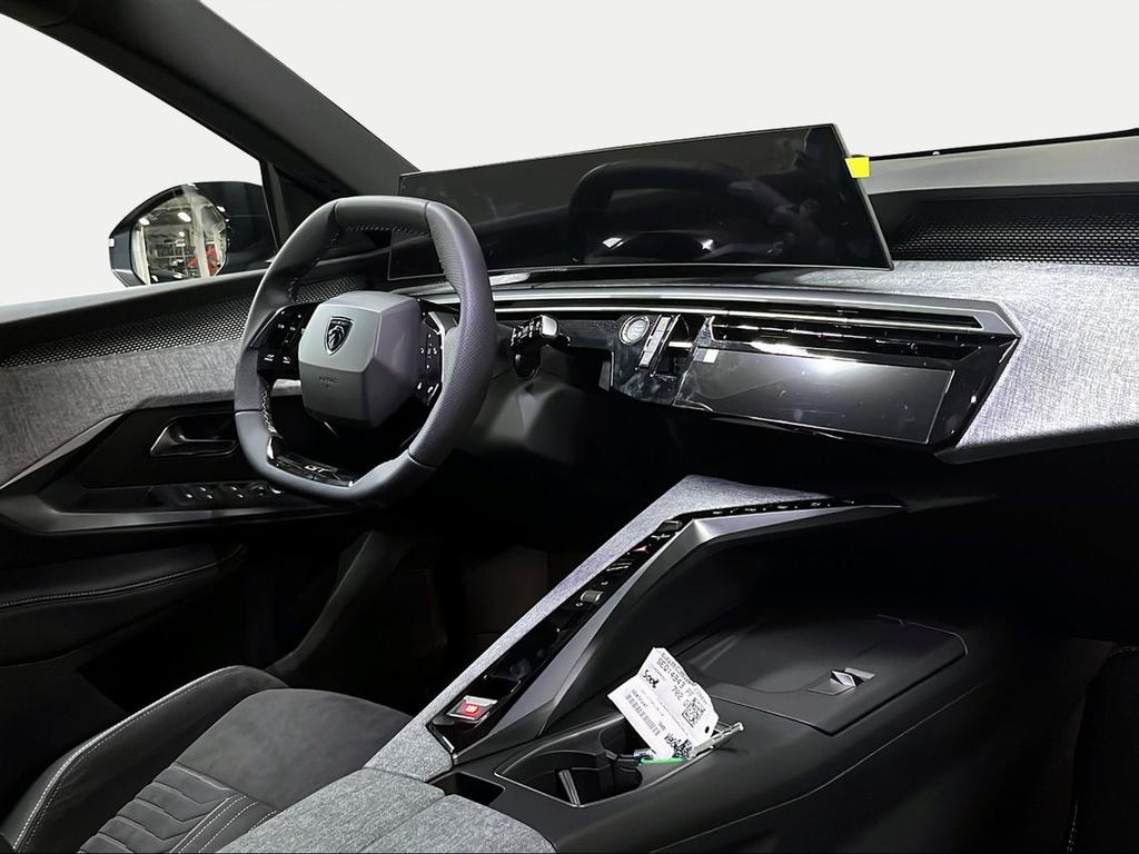 Peugeot 5008 1.2 100KW GT eDCS6 - Foto 381