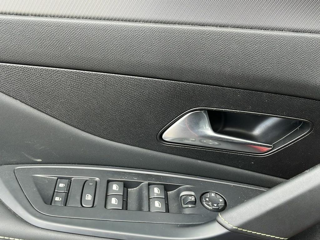 Peugeot 308 5P GT BlueHDi 130 S&S EAT8 - Foto 408