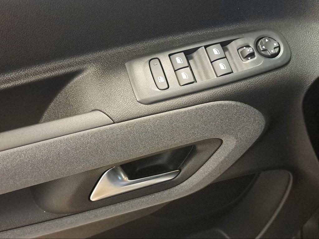 Peugeot Rifter Allure BlueHDi 100 S&S 6 Vel. MAN Long (version Standar) - Foto 512
