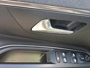 Peugeot 5008 Allure 1.5L BlueHDi 96kW (130CV) S&S