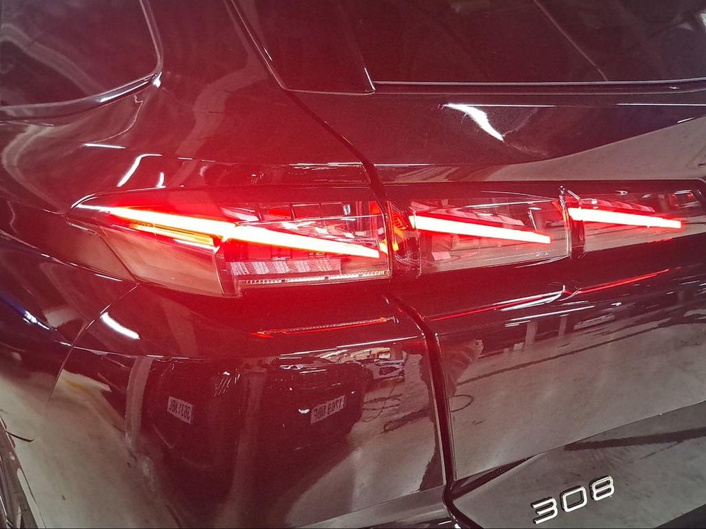Peugeot 308 SW GT BlueHDi 130 S&S EAT8 - Foto 430