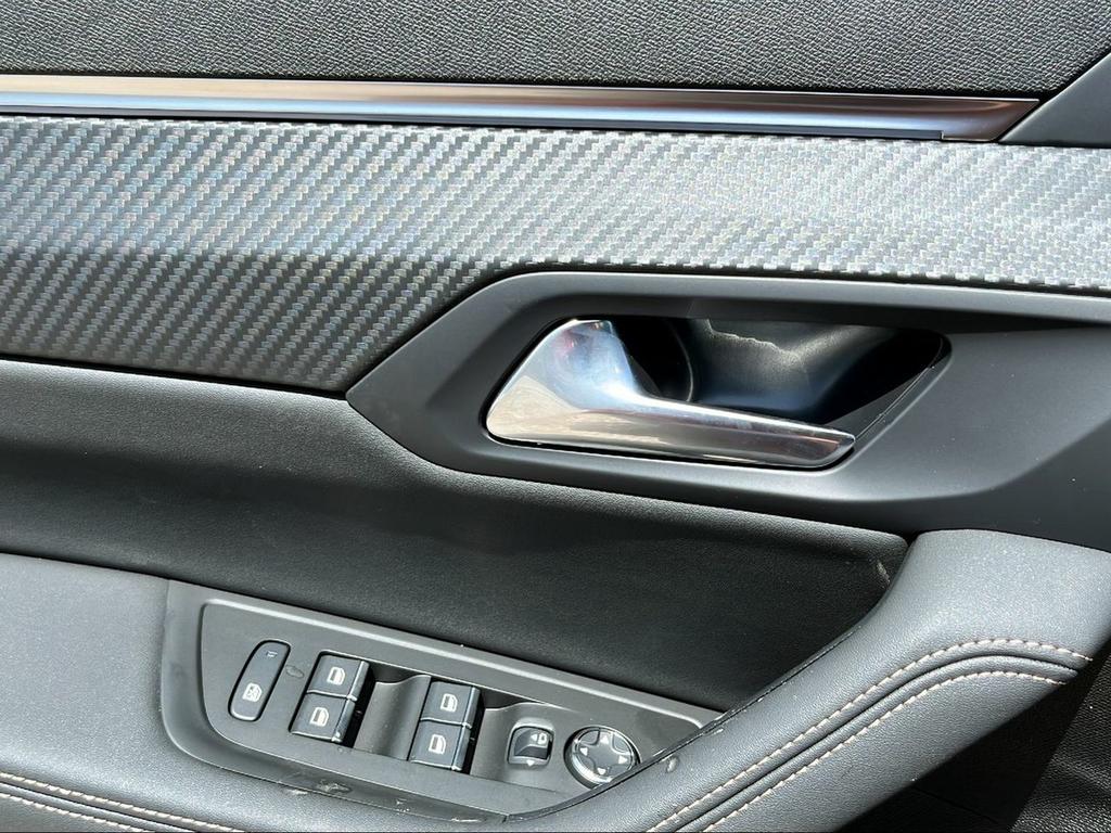Peugeot 508 5P GT HYBRID 225 e-EAT8 - Foto 462