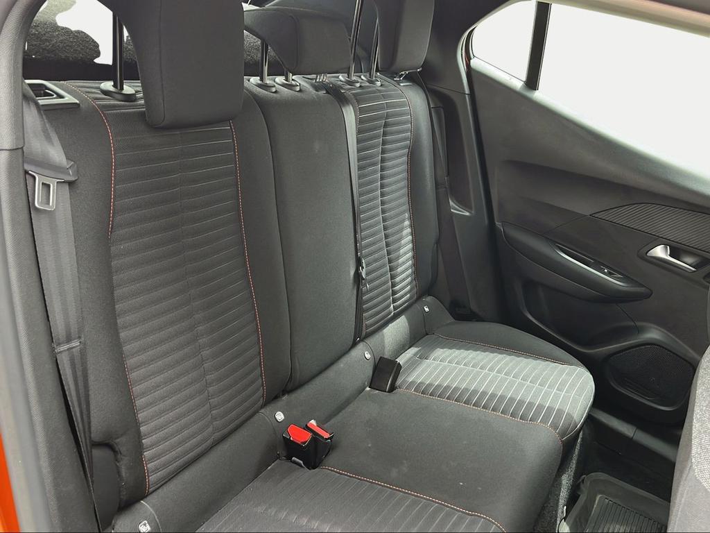 Peugeot e-2008 Eléctrico Active - Foto 411