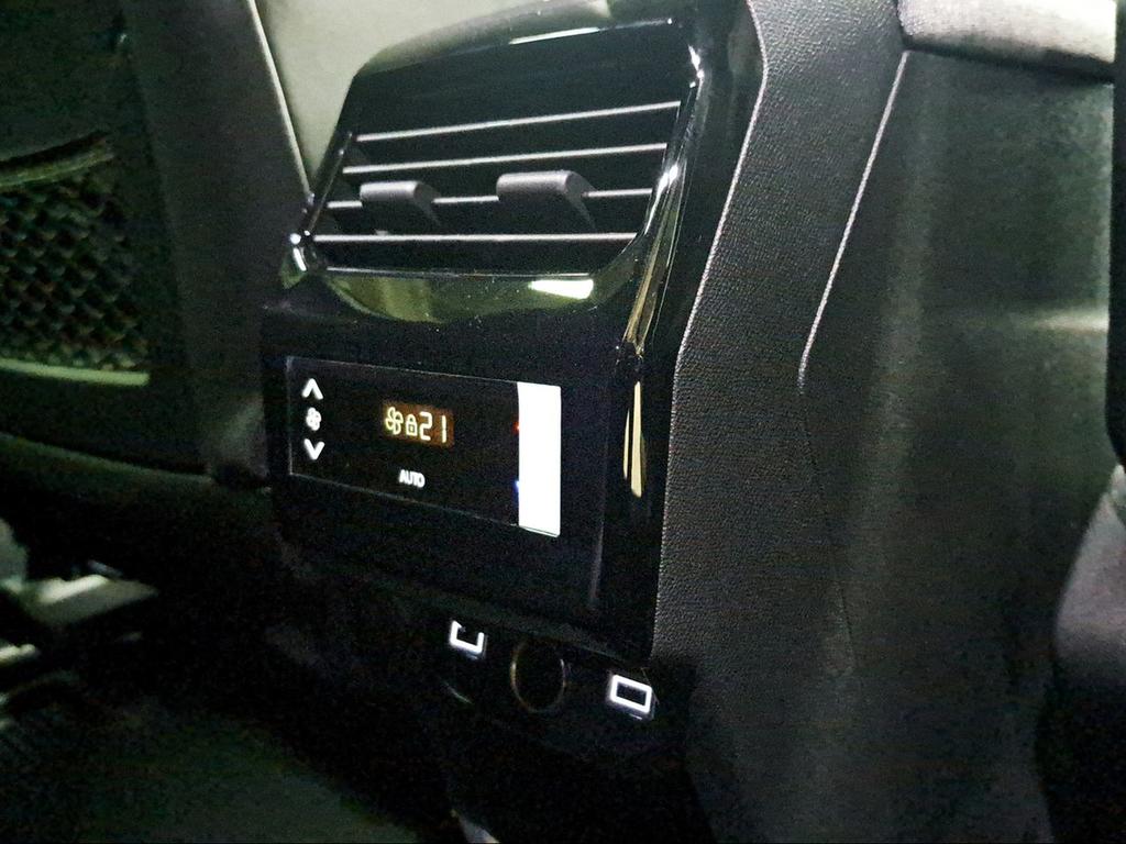 Peugeot 5008 1.2 100KW GT eDCS6 Hybrid - Foto 414
